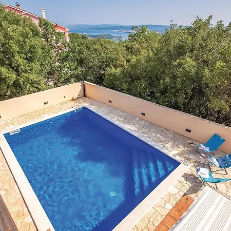 Awesome In With Outdoor Swimming Pool