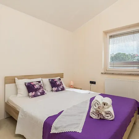 Holiday home Awesome In With Outdoor Swimming Pool *